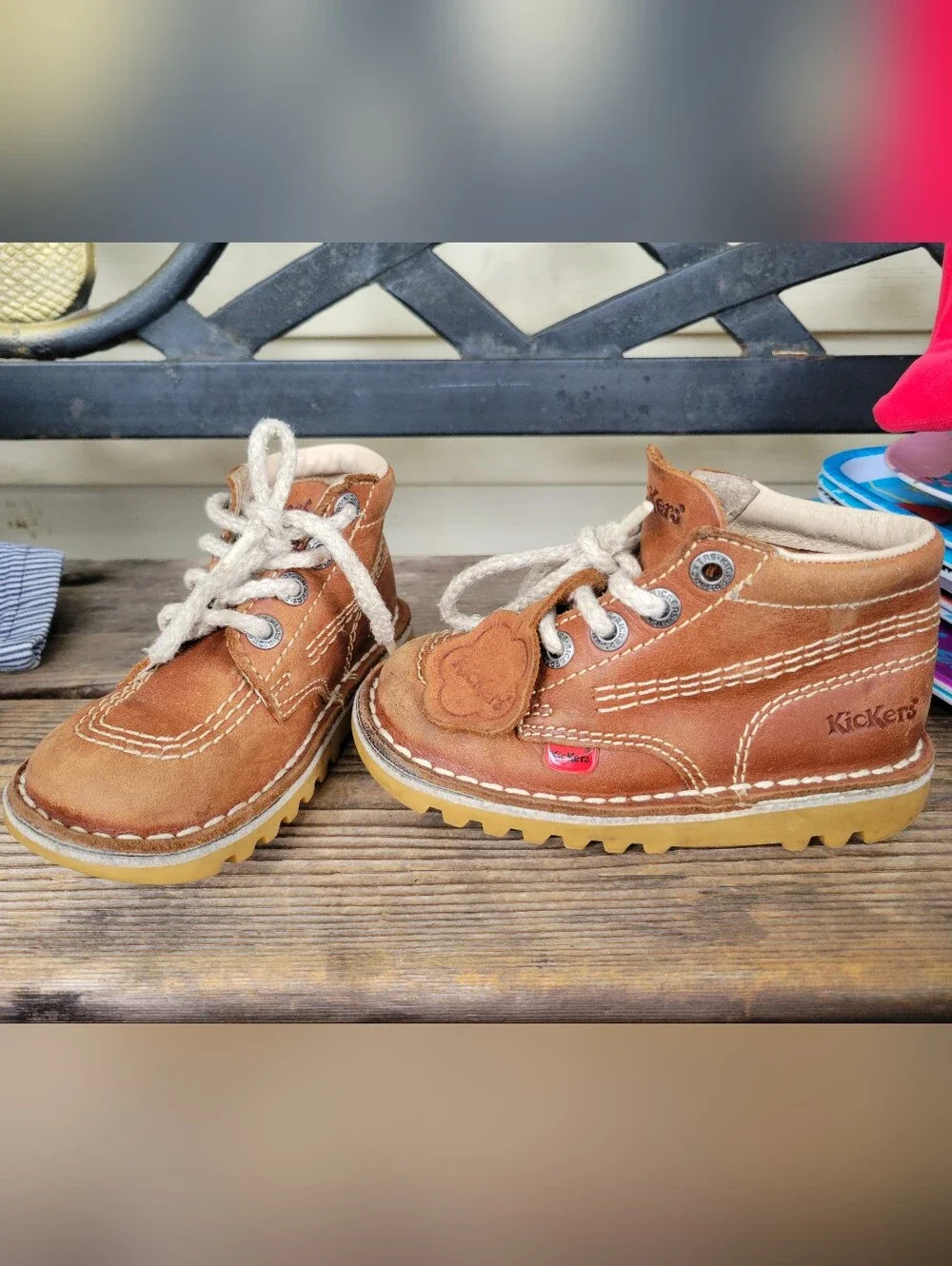 Kickers Kids Sz 25 / 8c Brown Leather Kids Lace-Up Boots W/ Leather tag